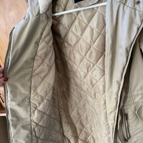 Glamsia Jacket - Picture 5 of 8
